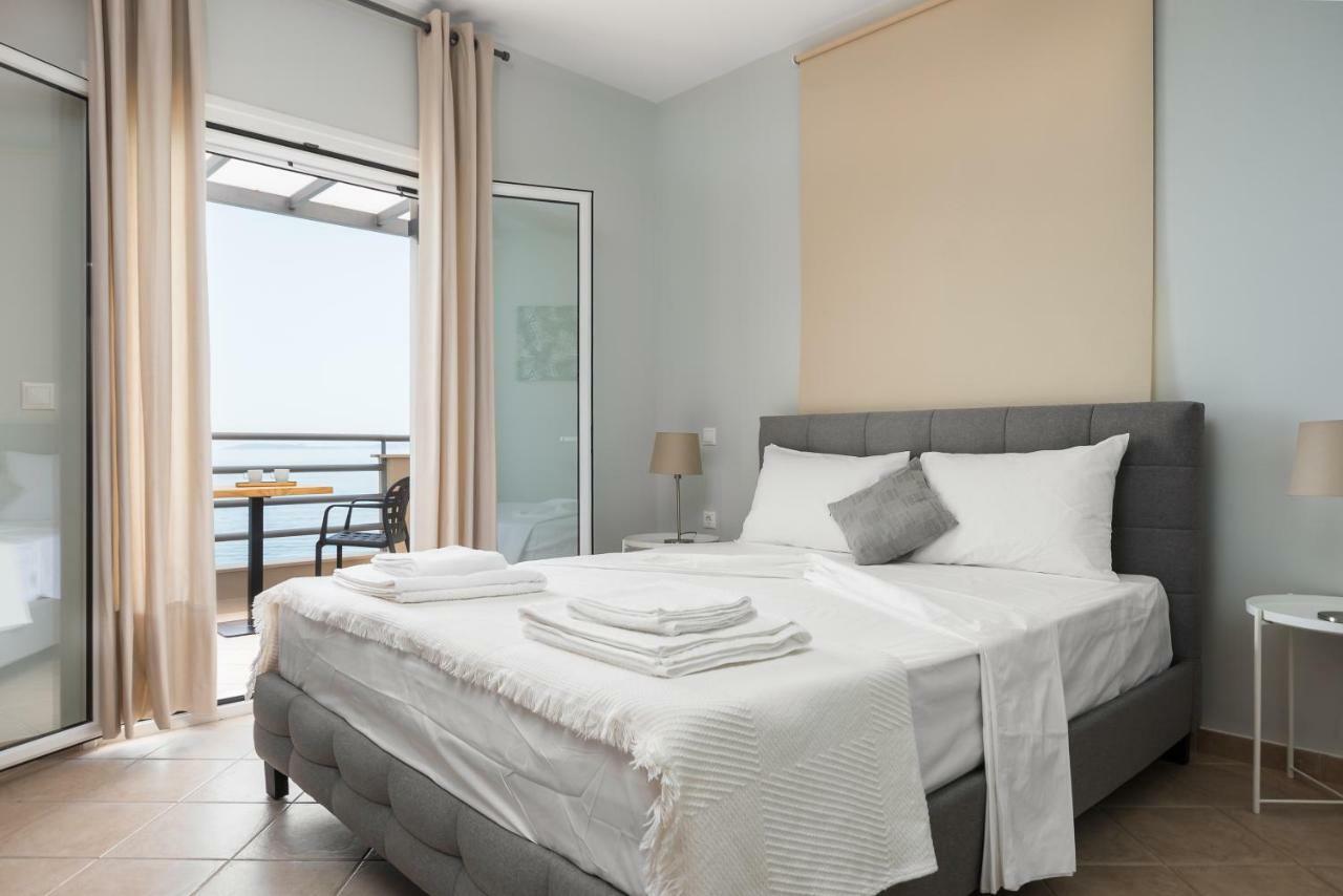 Glyfa Beach Villas Барбати Экстерьер фото